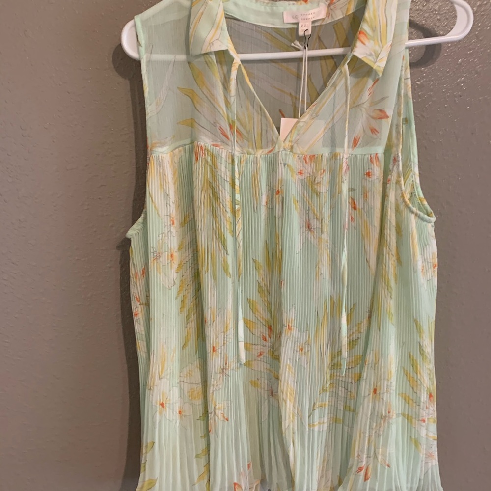 Lauren Conrad yellow lime color blouse